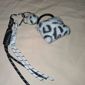 Chic Leopard Print Faux Fur Keychain with Tassels